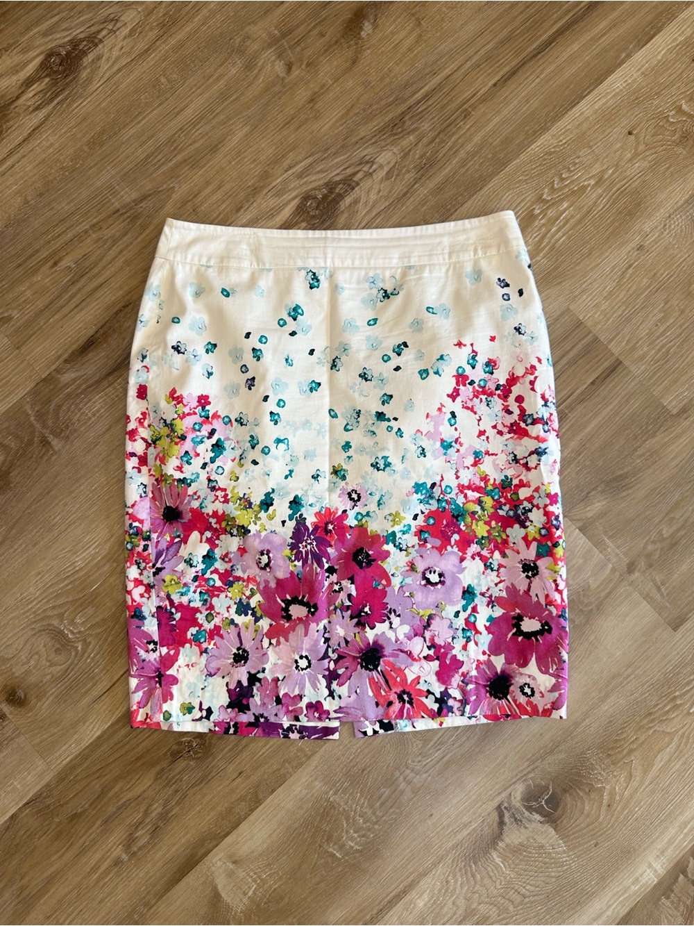 Ann Taylor White Pencil Skirt with Pink Floral Border